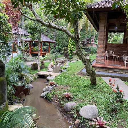 Mayong Bali Villa And Hostel Munduk Eksteriør bilde
