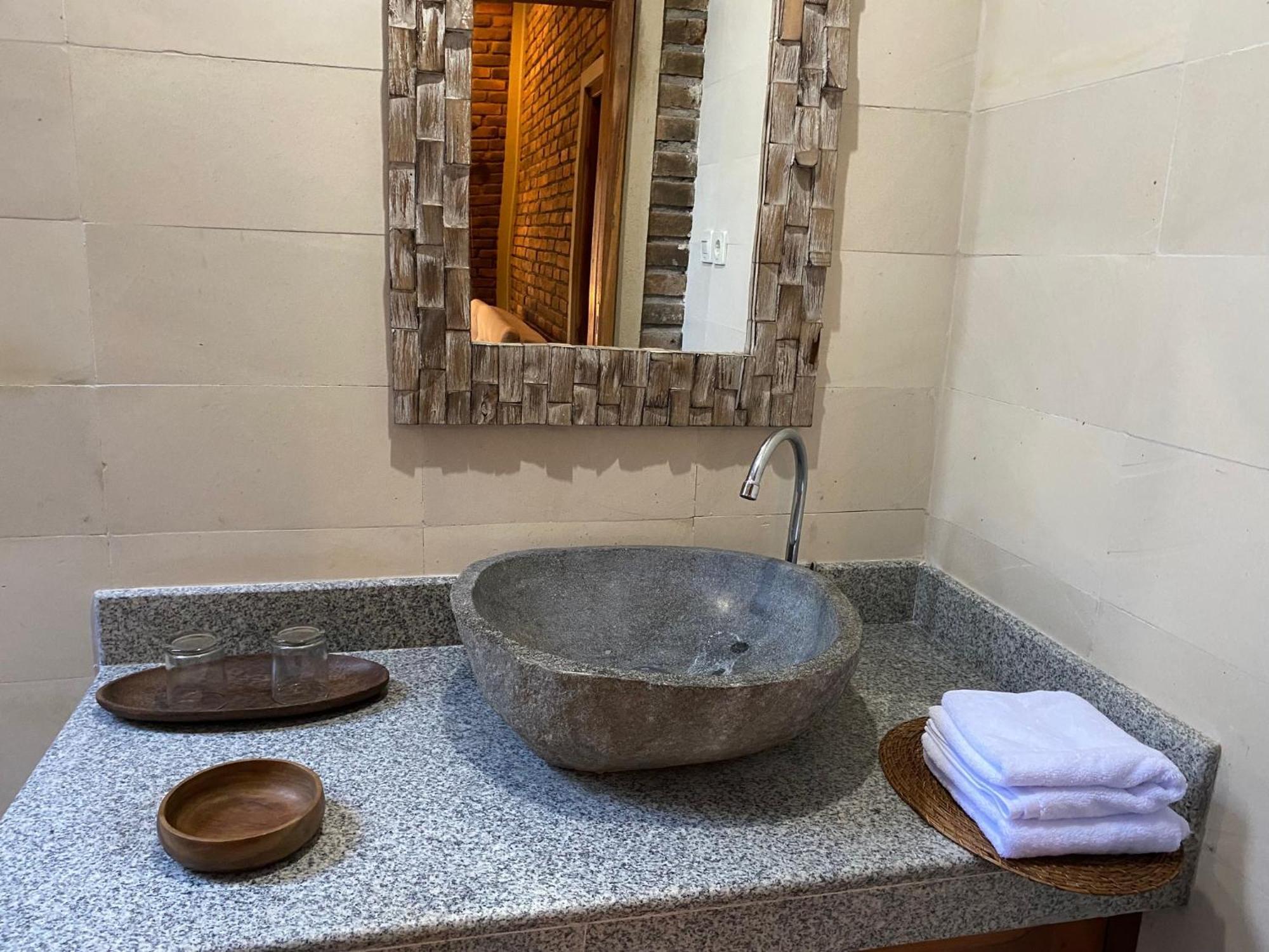 Mayong Bali Villa And Hostel Munduk Eksteriør bilde